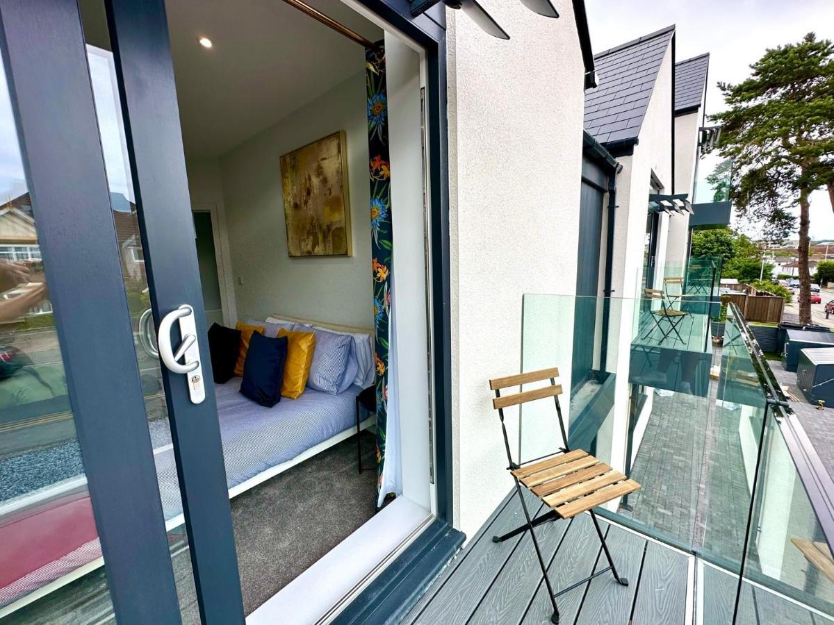 Stunning Brand New House - Sleeps 6 - Free Parking - Great Location - Fast Wifi - Smart Tv - Close To Poole & Bournemouth & Sandbanks Exterior foto